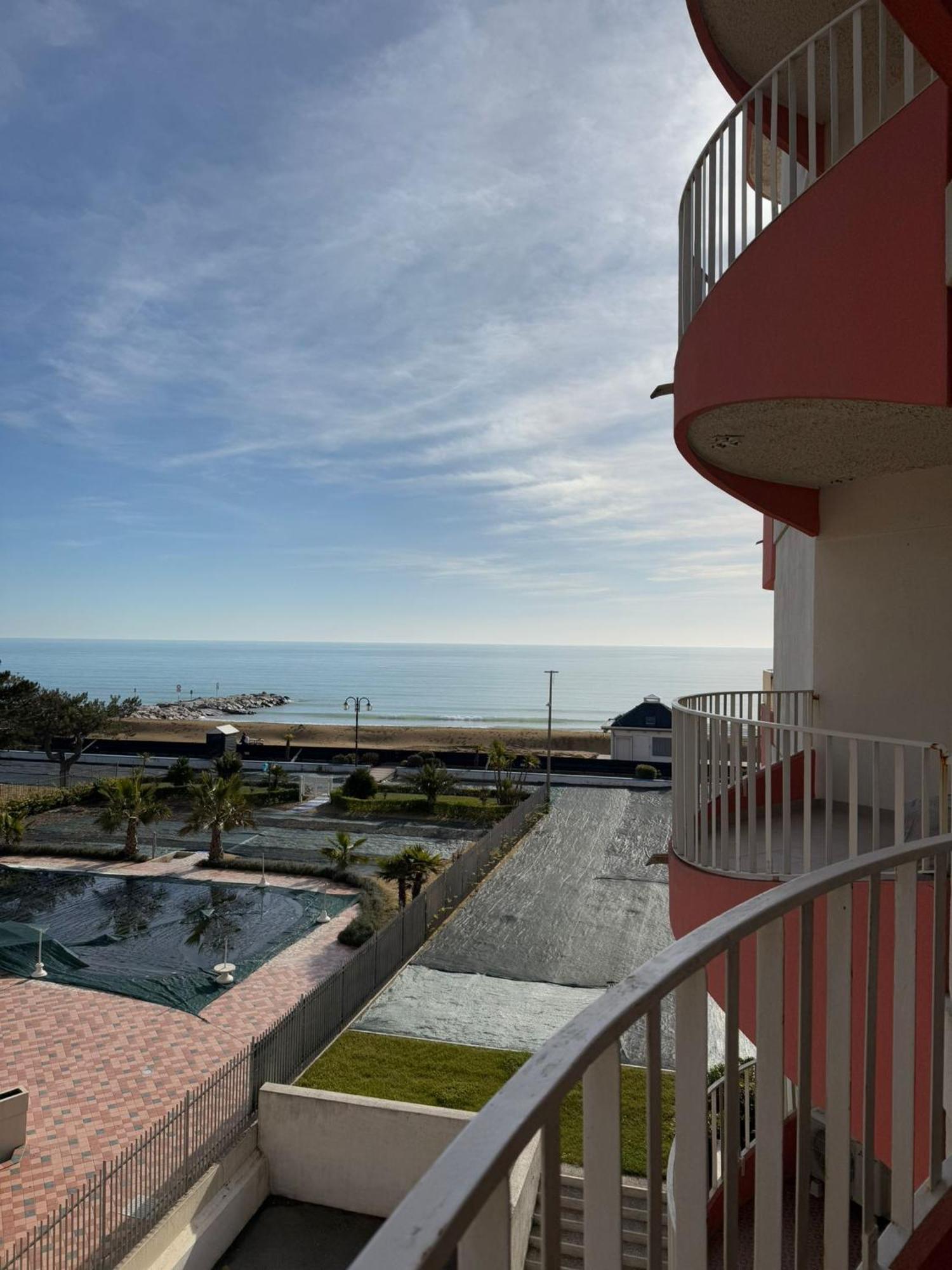 Residence Apollo - Walterigato Apartments Solo Per Famiglie Τζεσόλο Λίντο Εξωτερικό φωτογραφία